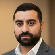 Adel Zemzemi, SaaS architect and engineer based near Paris